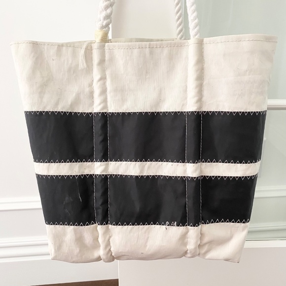 NWT Sea Bags Medium Tote Black, Blue & White - Picture 2 of 9